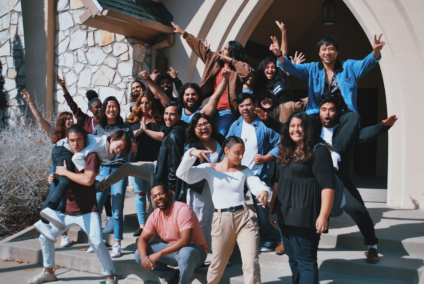 5 Reasons to Join a Christ-Centered Community
