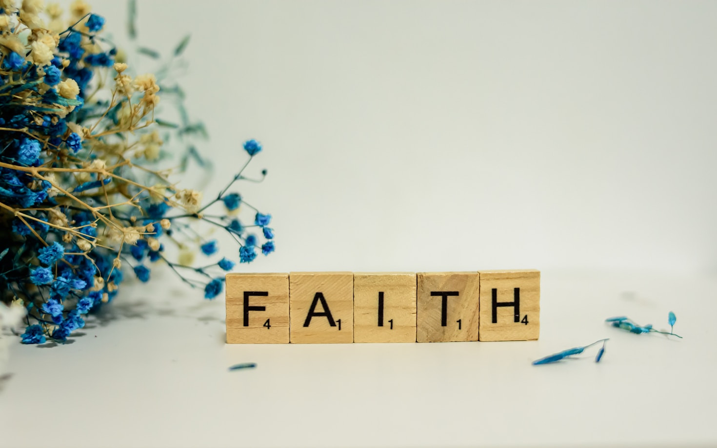How to Stay Spiritually Connected Online